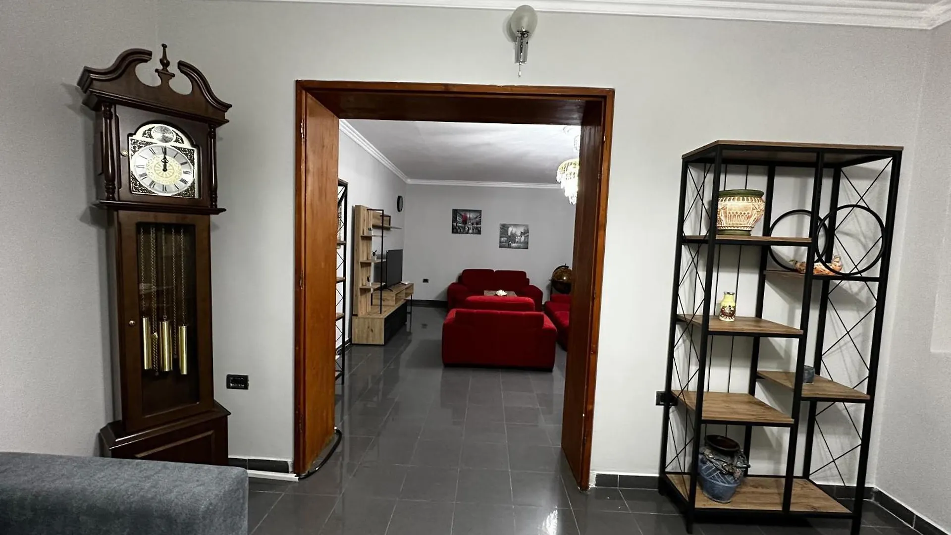 Tirana Treasure: Chic 2Br-Apartment 8Min To Skanderbeg Place 0*,  Albania